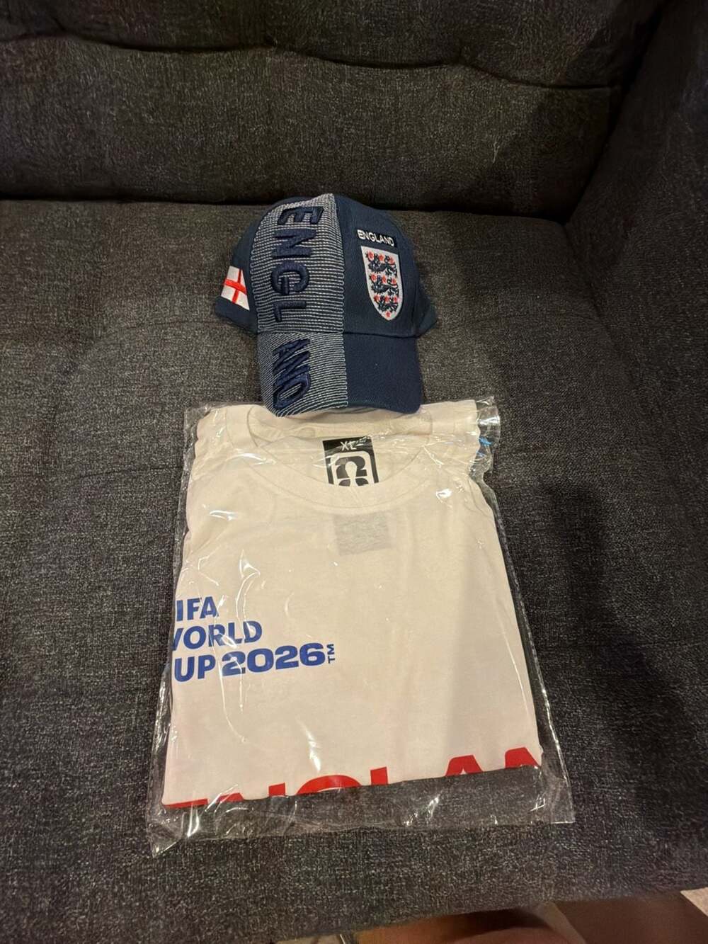 Icon Sports England FIFA World Cup 2026 Hat and XL T-Shirt Set